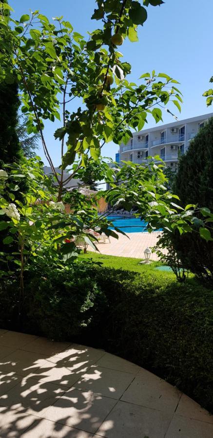 Apartment With Green Terrace Burgas Luaran gambar